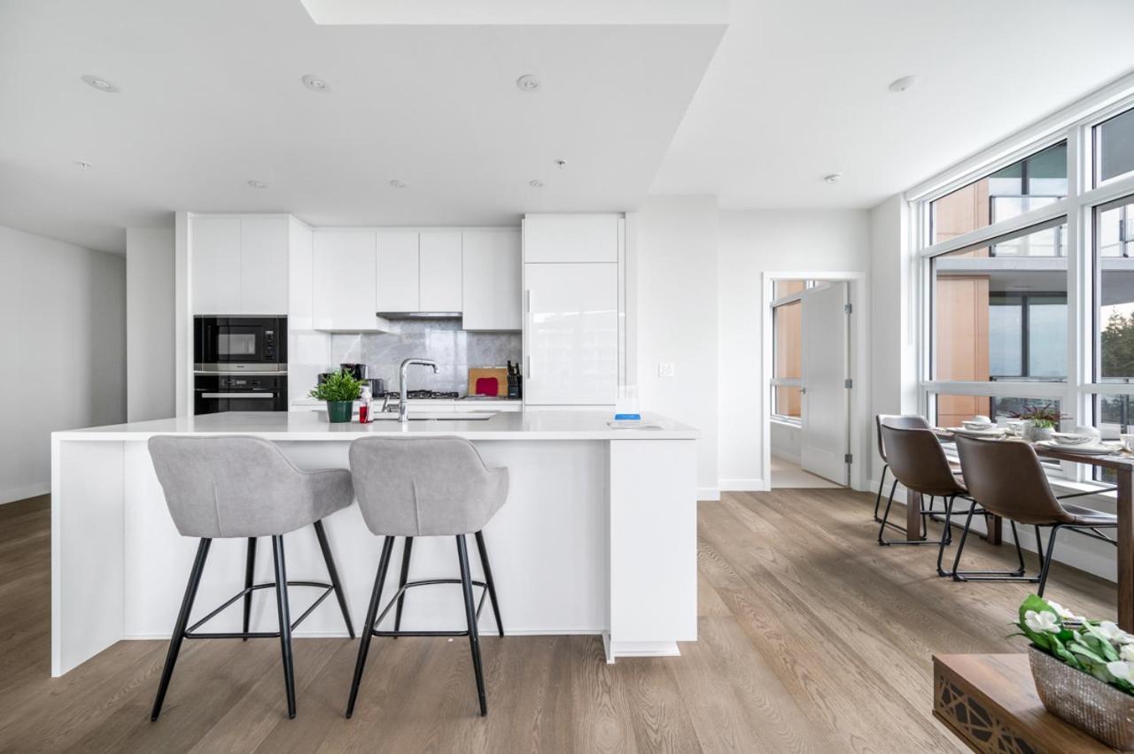 Urban Oasis: Stylish Apartment Retreat At Ubc Vancouver Esterno foto
